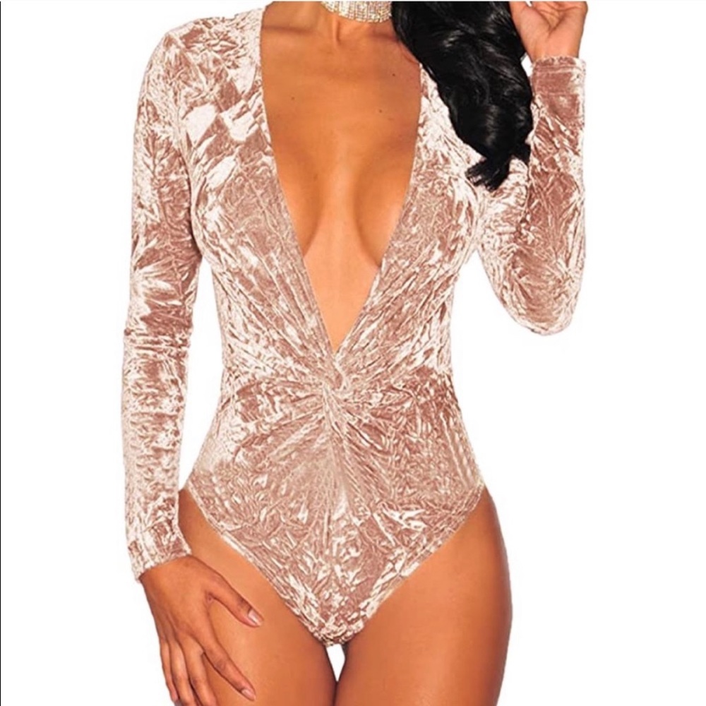 Medium Gold Crushed Velvet Long-sleeved Bodysuit